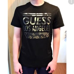 GUESS Men's T-shirt